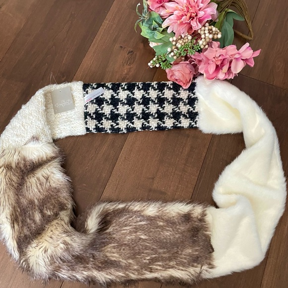 💖Host Pick💖 Anthropologie NWT Infinity Scarf - Picture 12 of 13